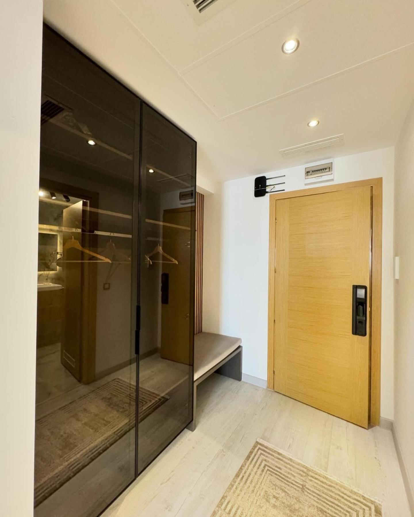 Sudului Aparthotel Boekarest Buitenkant foto